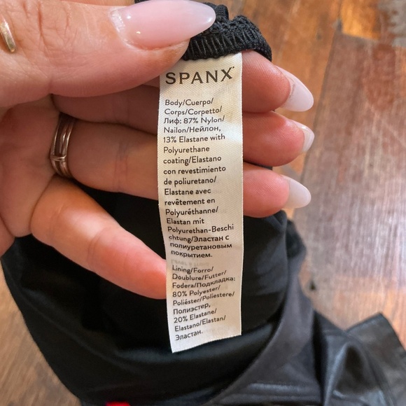 Spanx Faux Leather Leggings Black High Rise Shaping Pants Size Large - Picture 7 of 9